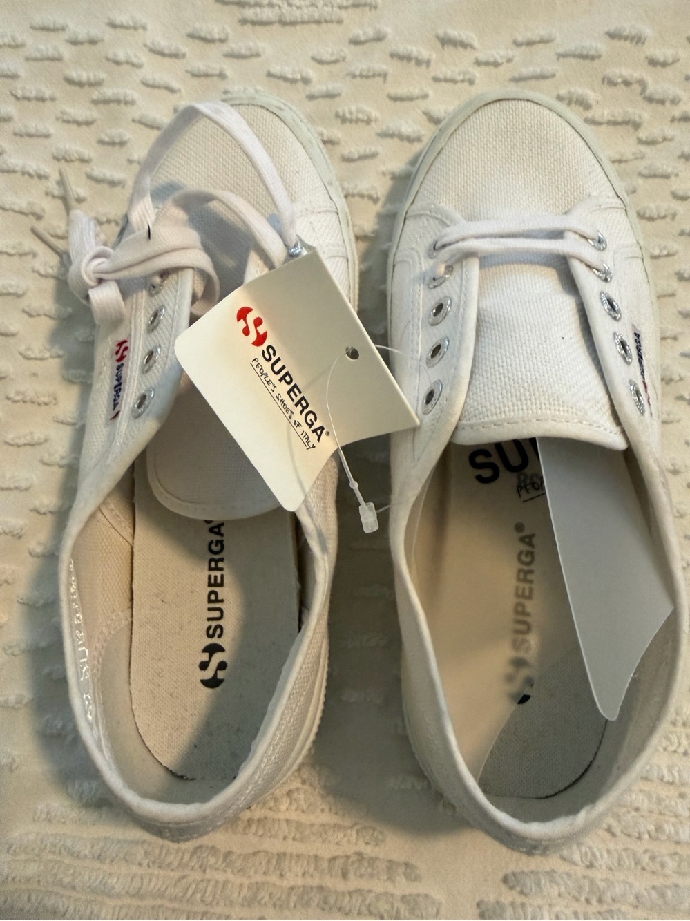 Superga Women’s White Canvas Low Top Sneakers w Laces New Size 7-1/2